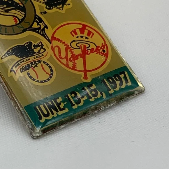 Vintage 1997 Marlins Yankees Inaugural Series Play Offs Lapel Pin - Picture 3 of 8